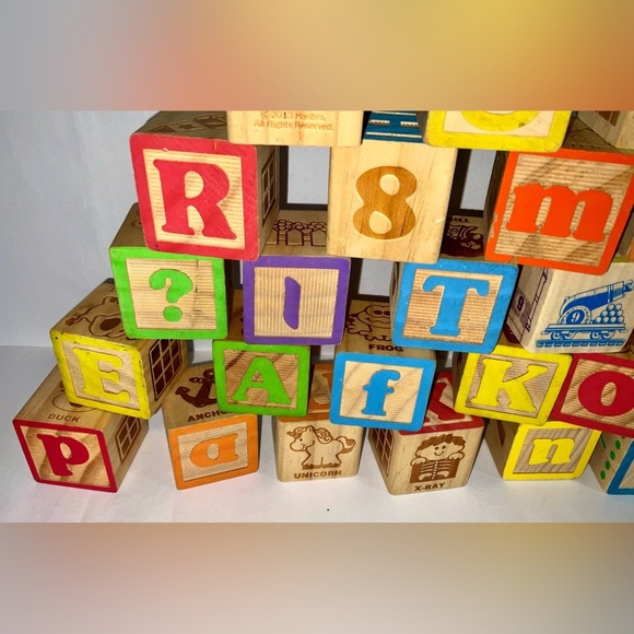 Playskool Other - Mix of blocks/mostly Playskool - 35 blocks in total - colorful and classic fun